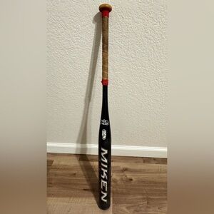 Miken “Freak” Composite Bat
